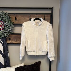 Cozy White Knit Zip-Front Cardigan Sweater